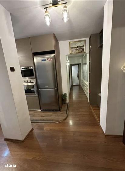 Apartament cu 3 camere decomandat în Exercițiu