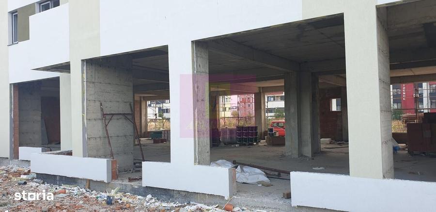 Spațiu comercial, de 330 mp, în Dudu