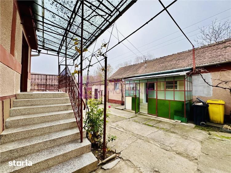 Casă cu 4 camere cu Teren 1272 Mp în Loamneș