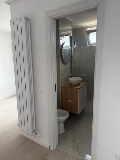 Apartament cu 2 camere decomandat în Mărăței