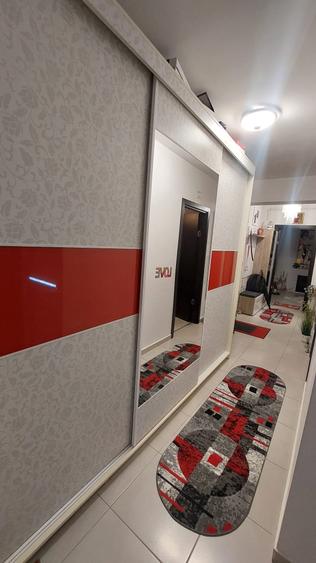 Penthouse cu 3 camere decomandat în Bragadiru