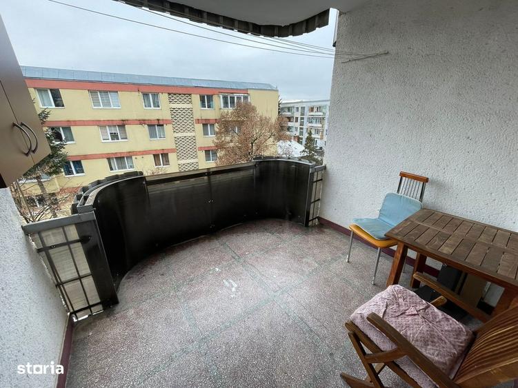 Apartament cu 3 camere în Grigorescu