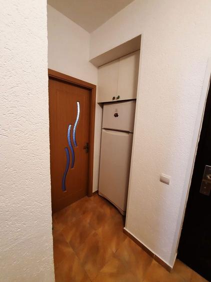 Inchiriez garsoniera - 1