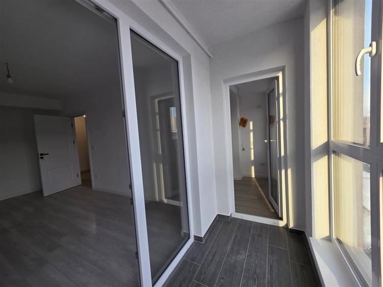 Apartament 2 camere - Etaj 1, balcon închis - Str. Soarelui, Păcurari - 8