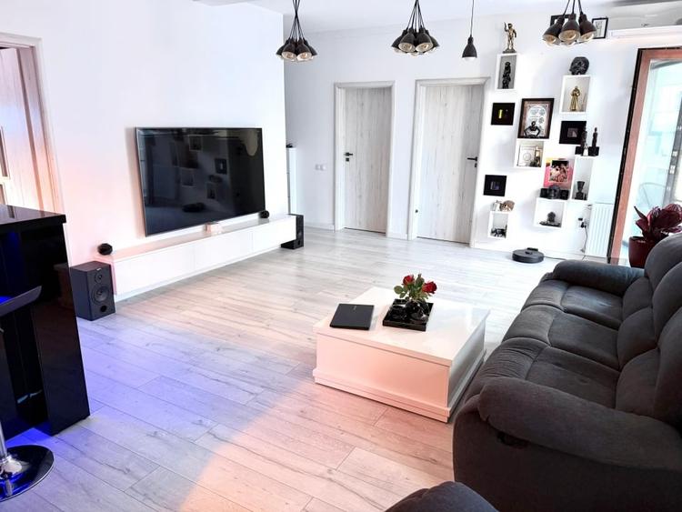 Apartament superb 3 camere loc de parcare inclus mobilat si utilat M Residence - 2