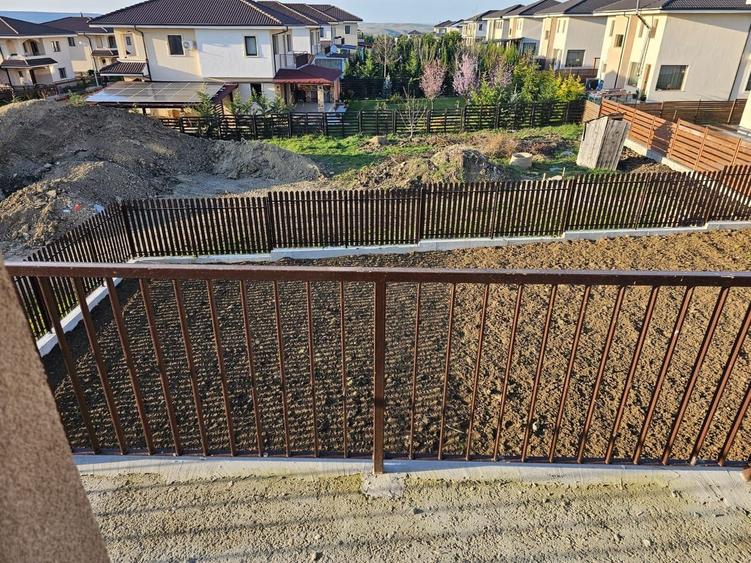 Casa de vanzare in Dezmir | 149 utili | 2 parcari - 11