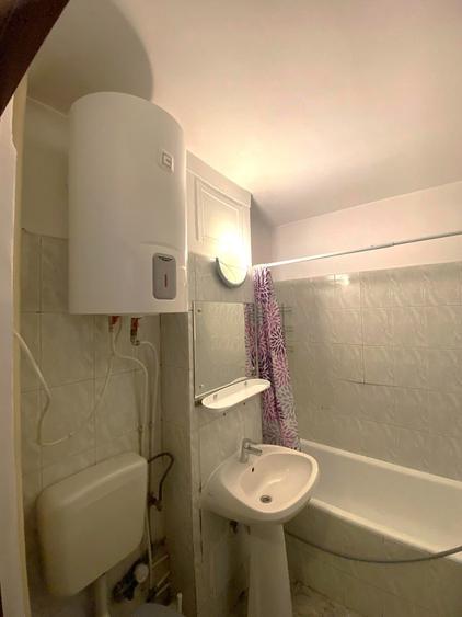 Garsoniera Auchan Vitan 30 mp - 8