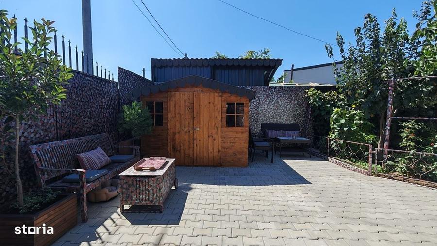 Casă cu 4 camere în Băneasa