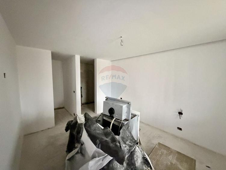 Casă cu 4 camere de vânzare - 3