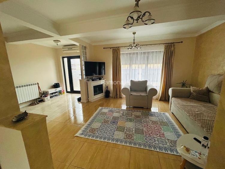 Vand casa mobilata utilata