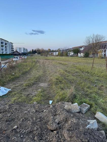 Proprietari vindem 2.811 mp+4.400 mp pe str.Nicolae Labis,Tractoru 7 - 4