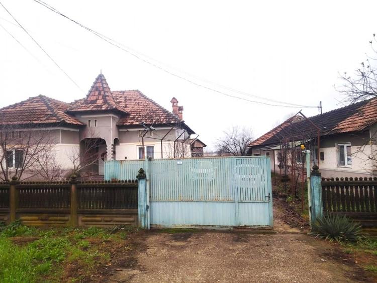 Proprietate multifunctionala cu potential rezidential si comercial - 2