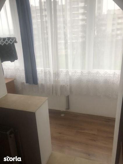 Apartament cu 3 camere + 2 grupe sanitare - 5