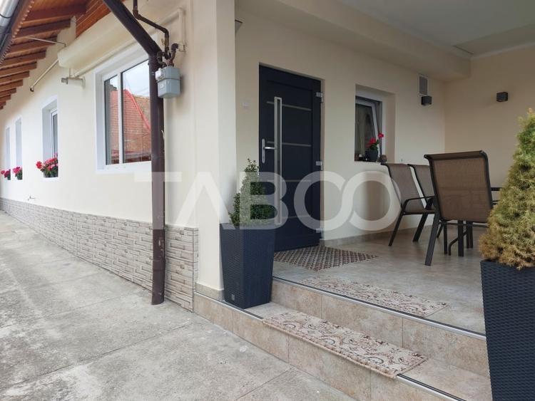 Casa 109 mp 4 camere pivnita terasa loc parcare curte comuna Cisnadie - 2
