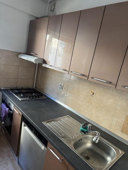 Inchiriez ap 2 camere - 8