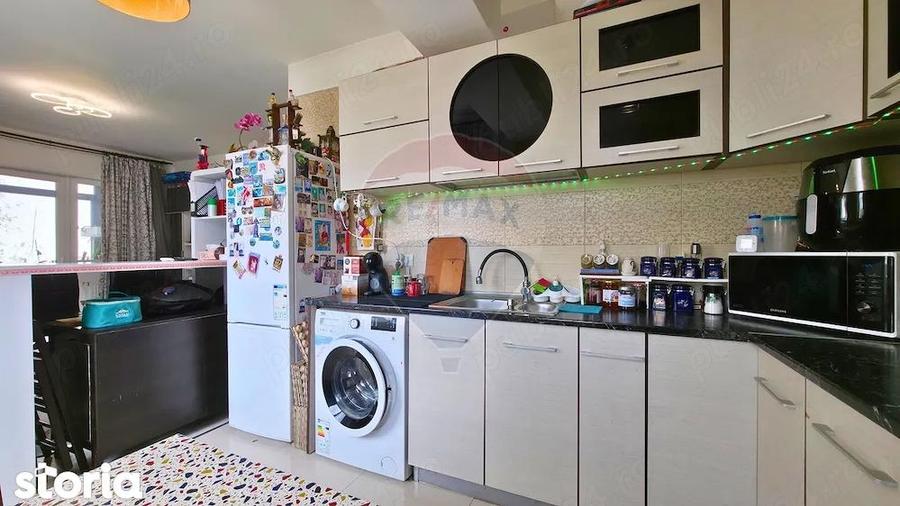 Apartament 3 camere, mobilat, etajul 1 - 3