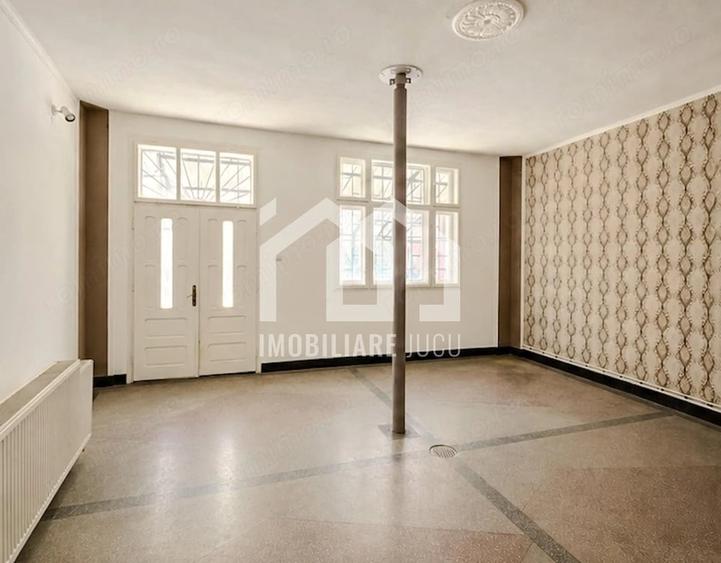 Spațiu comercial, de 70 mp, în Jucu