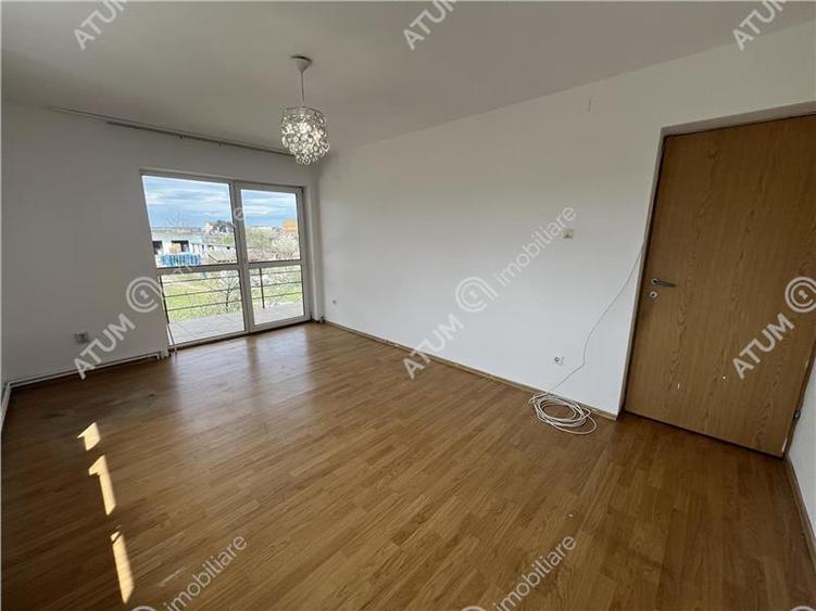 Apartament cu 3 camere si balcon la etajul 1 zona Trei Stejari Sibiu - 1