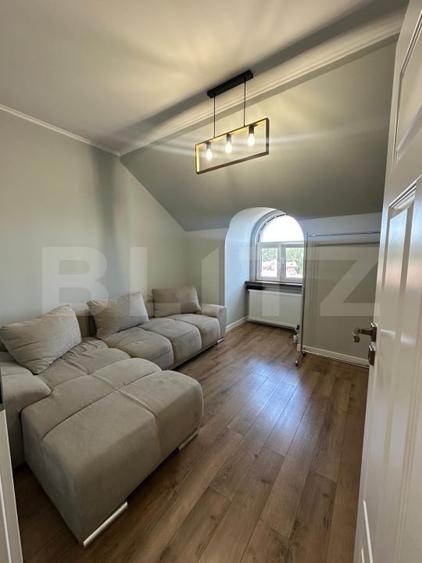 Apartament cu 2 camere, 56 mp, mobilat, utilat, view superb, zona Gruia - 5