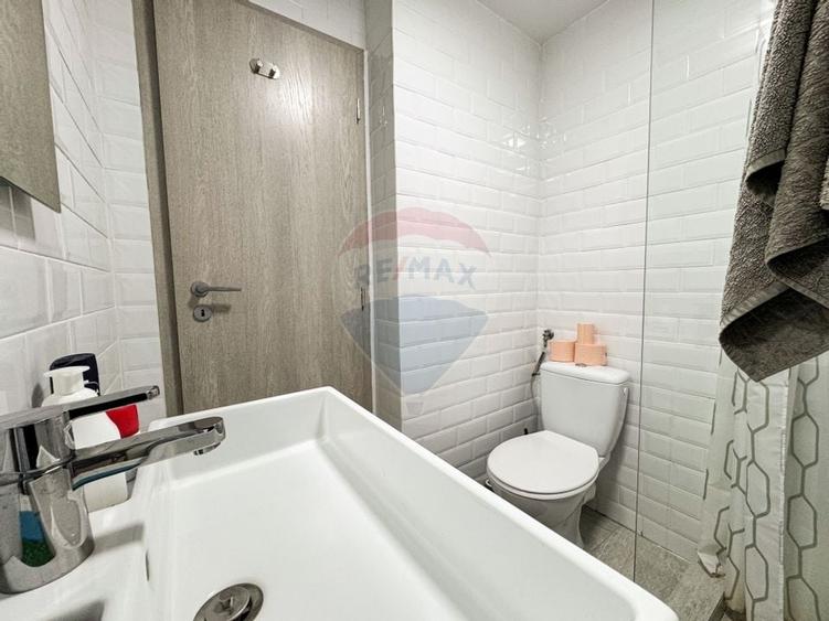 Apartament cu 3 camere superb in zona Politehnica / Crangasi - 14
