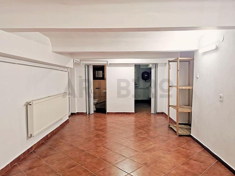 Zero comision, vila renovata 120mp Unirii birou sau clinica, 9' metrou - 5