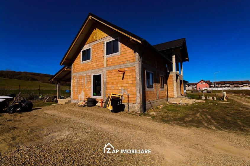 Casă 6 camere –195 mp utili –  P+M  Nazna – teren 644 mp - 3