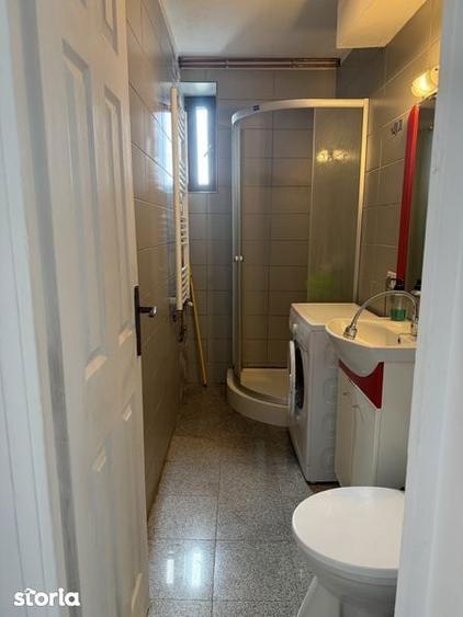 Inchiriez apartament 2 camere central - 1