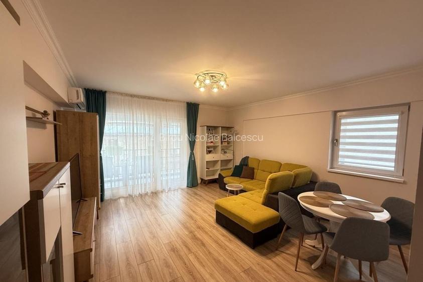 Apartament 3 camere Lux+Loc de parcare in Bloc Nou zona Victoriei
