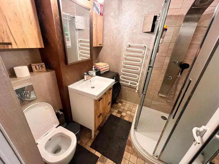 Apartament 3 camere decomandat,zona semicentrala Gara mare,etaj intermediar,CT,AC - 1