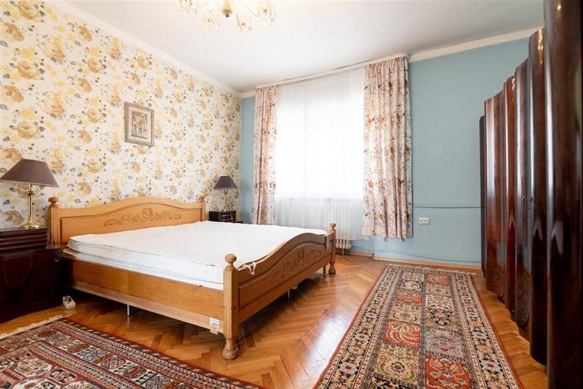 RECO apartament cu 3 camere in zona ultracentrala - 15