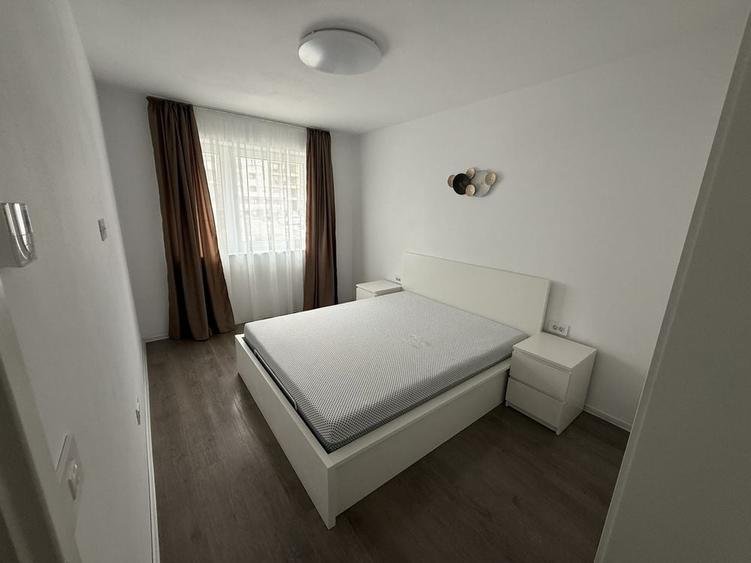 Apartament cu 2 camere decomandat în Exterior Vest