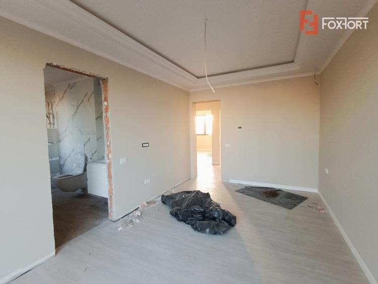 Duplex de vanzare cu 5 camere si teren de 270 mp - Mosnita Noua - 6