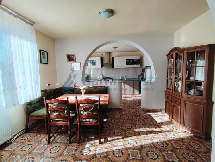 Vila cu teren de 2800 de mp de vanzare in Santandrei, Bihor, Romania - 8