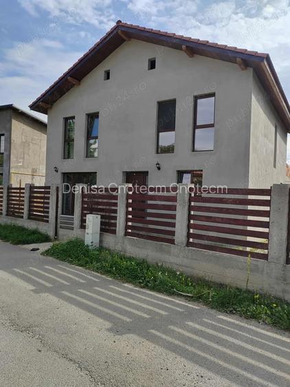 Casa de vanzare