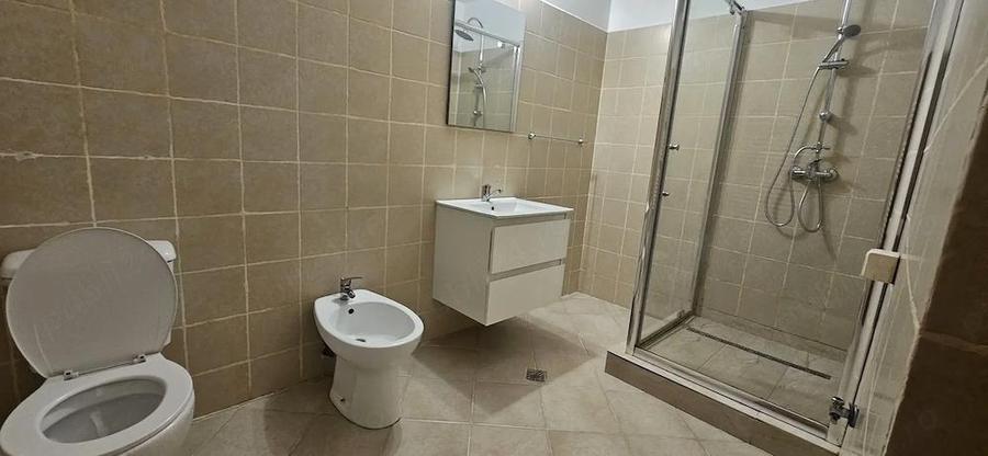 Vand garsoniera 45 mp, Putnei. - 9