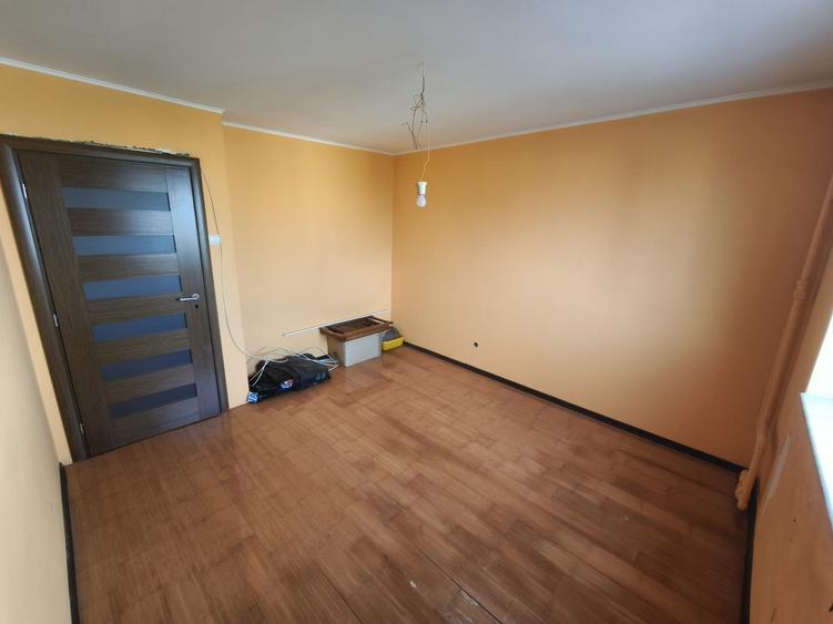 Comision 0% - Ciresica -  Apartament 4 Camere  -  Suprafata generoasa! - 9