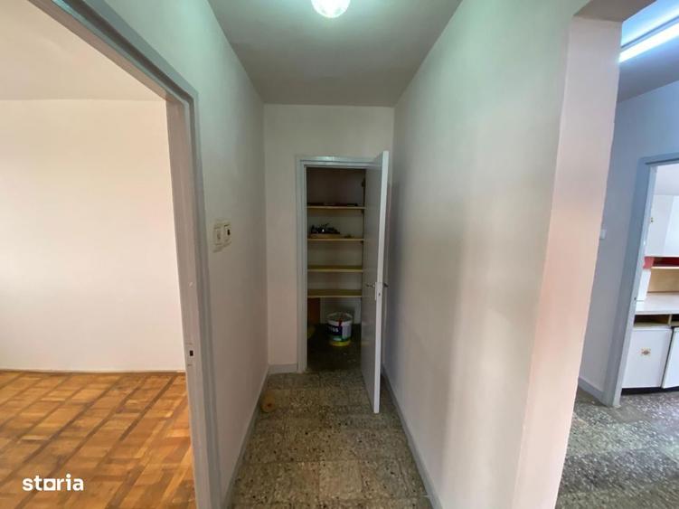 Apartamente 3 camere de vanzare Lugoj - 12