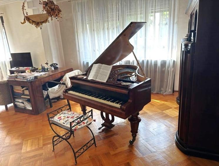 Vila 550 mp si 450 mp teren Universitate - 2