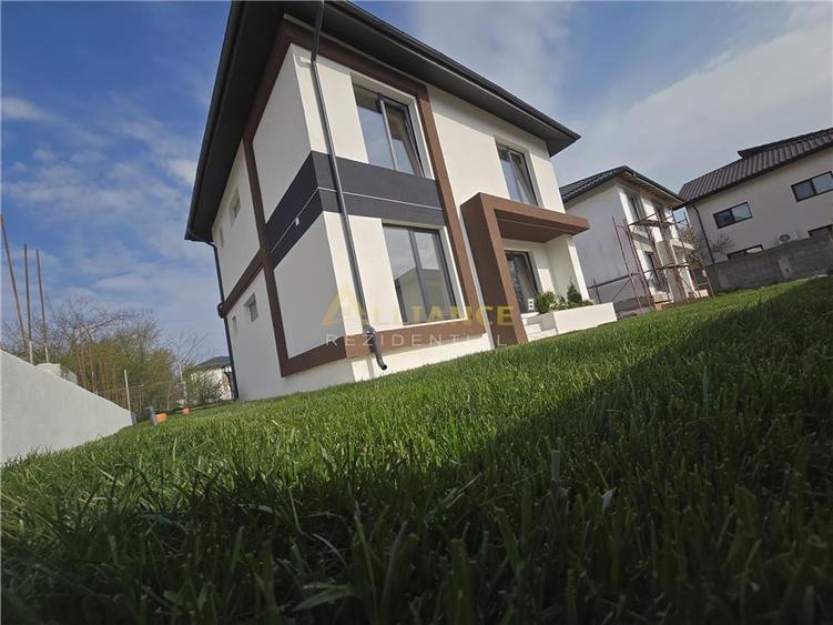 Vila individuala- 4 camere- 3 bai- dressing- pod- beci - 2