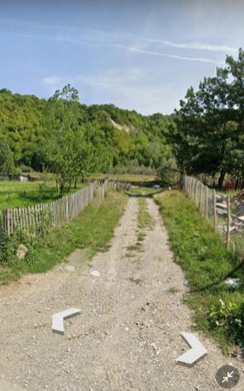 Teren chiar lângă râu 2700 mp la 1 km de pastravaria Doftana 4 km de Paltinu - 5