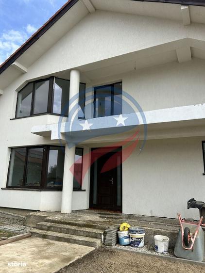 Casa de vanzare Zona Selgros, acces din doua strazi - 1