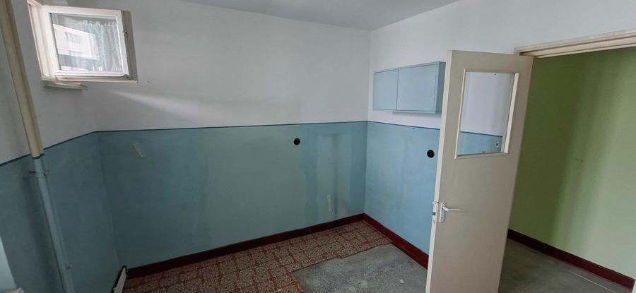 Apartament 3 camere, et. 3, zona Orion, Piatra Neamt - 3