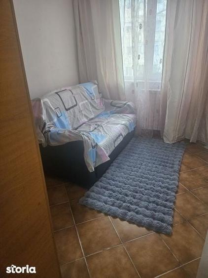 Inchiriez apartament 3 camere scoala 8 - 5