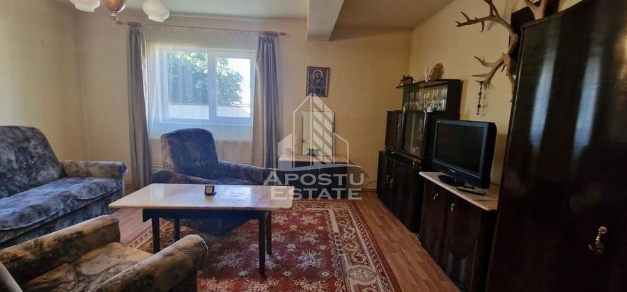 Casa individuala , centrala proprie , AC , curte , in oras - 2