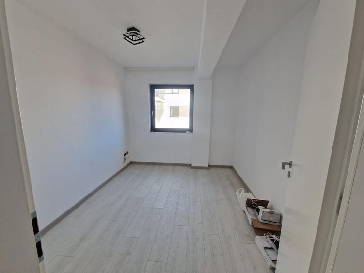 3 camere, finisat etaj 2, parcare subterana, str Traian Vuia - 15