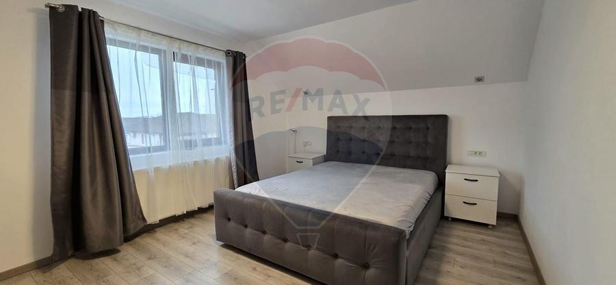 Casă / Vilă cu 5 camere de vânzare - 9