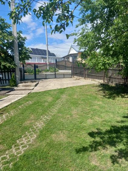 Vand casa sat Romanesti comuna Granicesti - 3