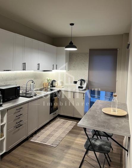 Apartament cu 3 camere decomandat, mobilat în Iris