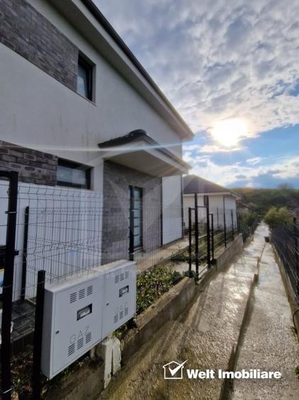 Duplex de vanzare in Dezmir - 1