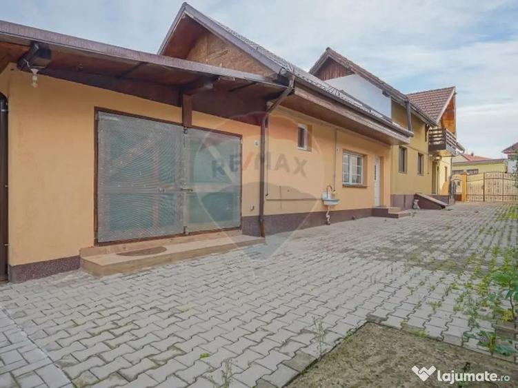 Comision 0 %! Casa de vanzare in Sacele, zona Cernatu! - 1